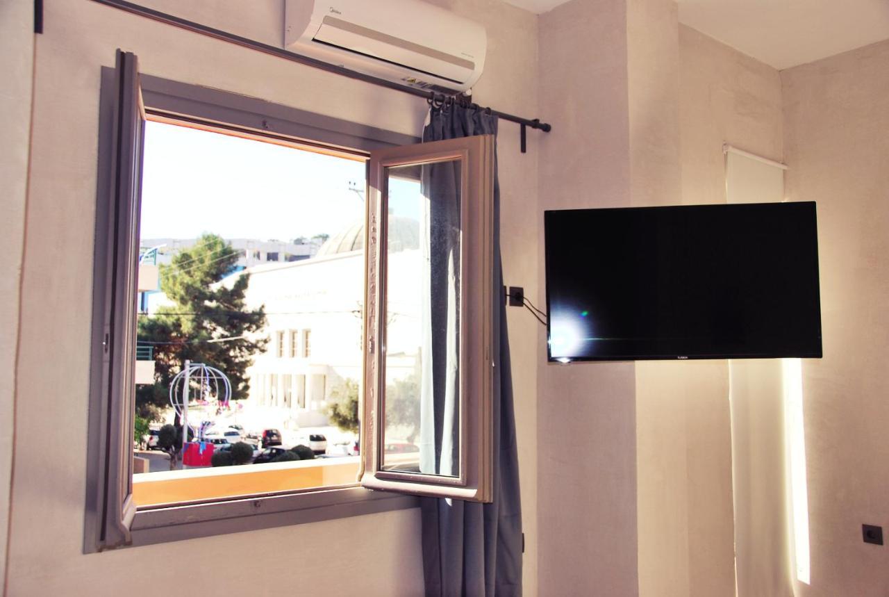 Staying In Atene Esterno foto